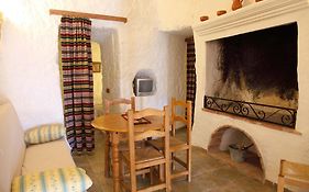 Cuevas La Atalaya